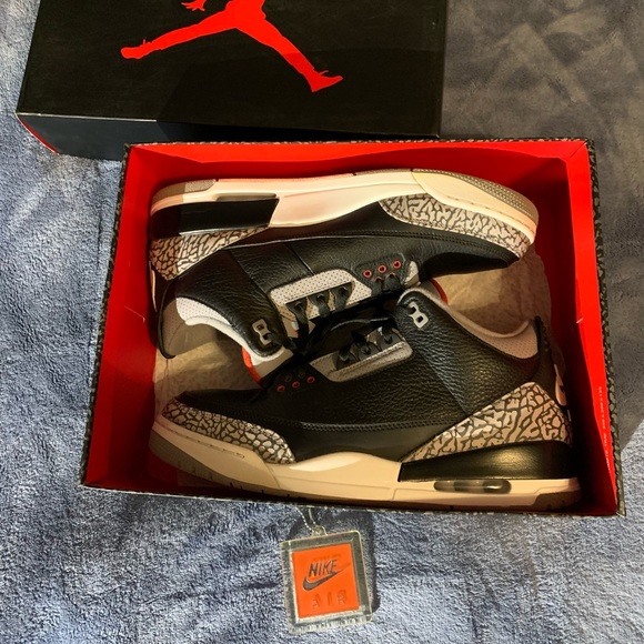 Jordan Retro 3 Black Cement - Picture 6 of 8